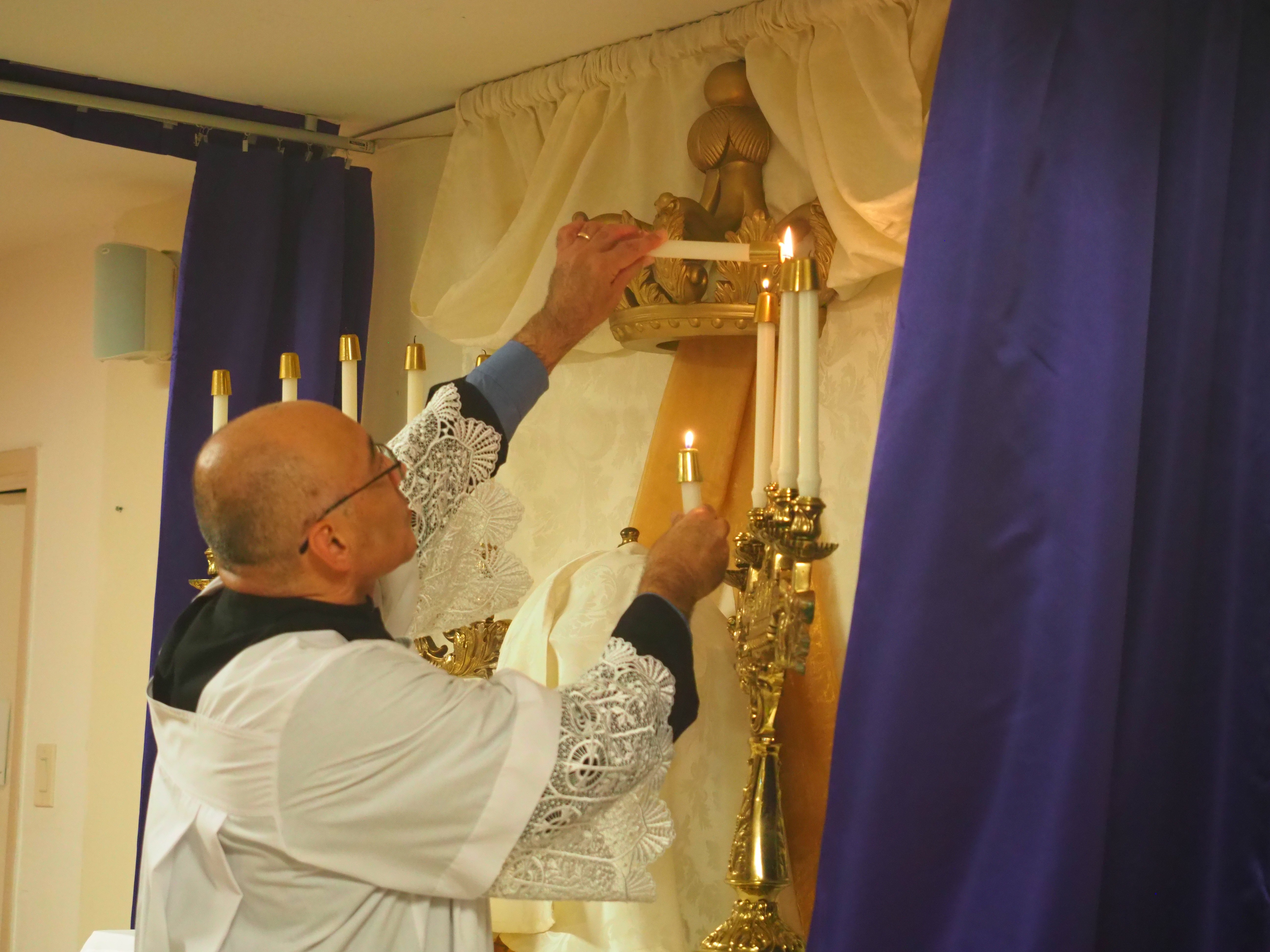 Holy or Maundy Thursday 23