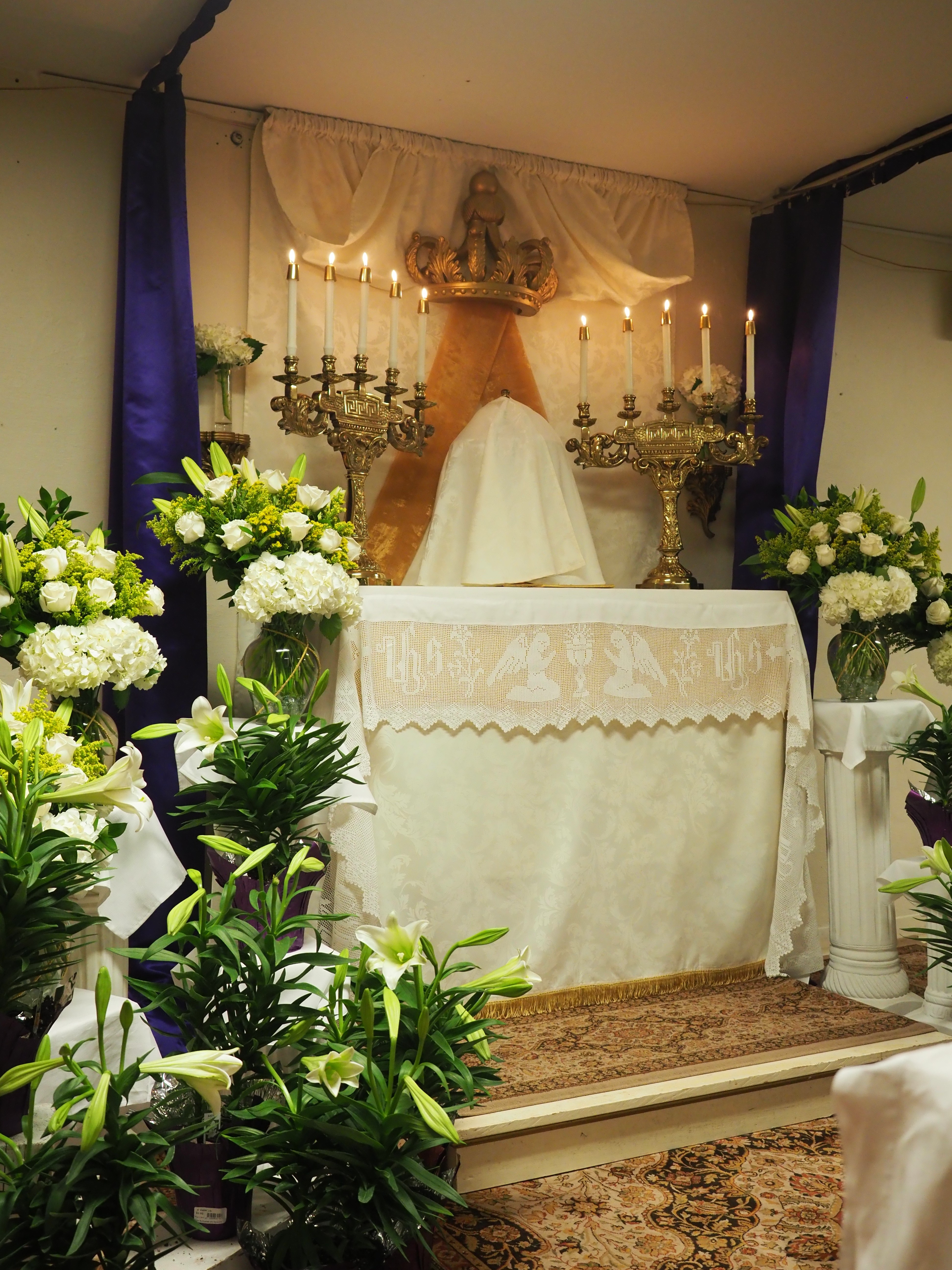 Holy or Maundy Thursday 27