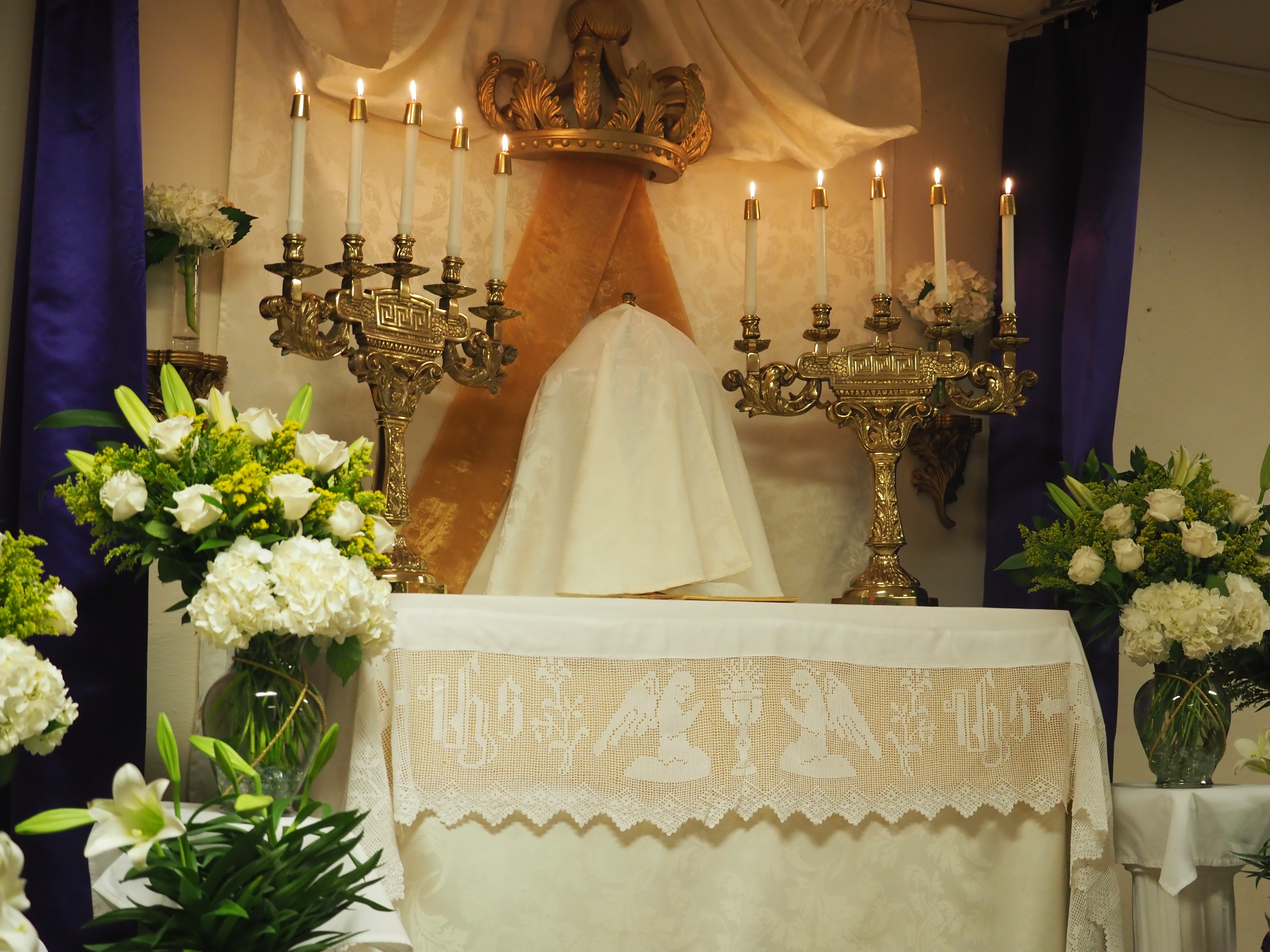 Holy or Maundy Thursday 28