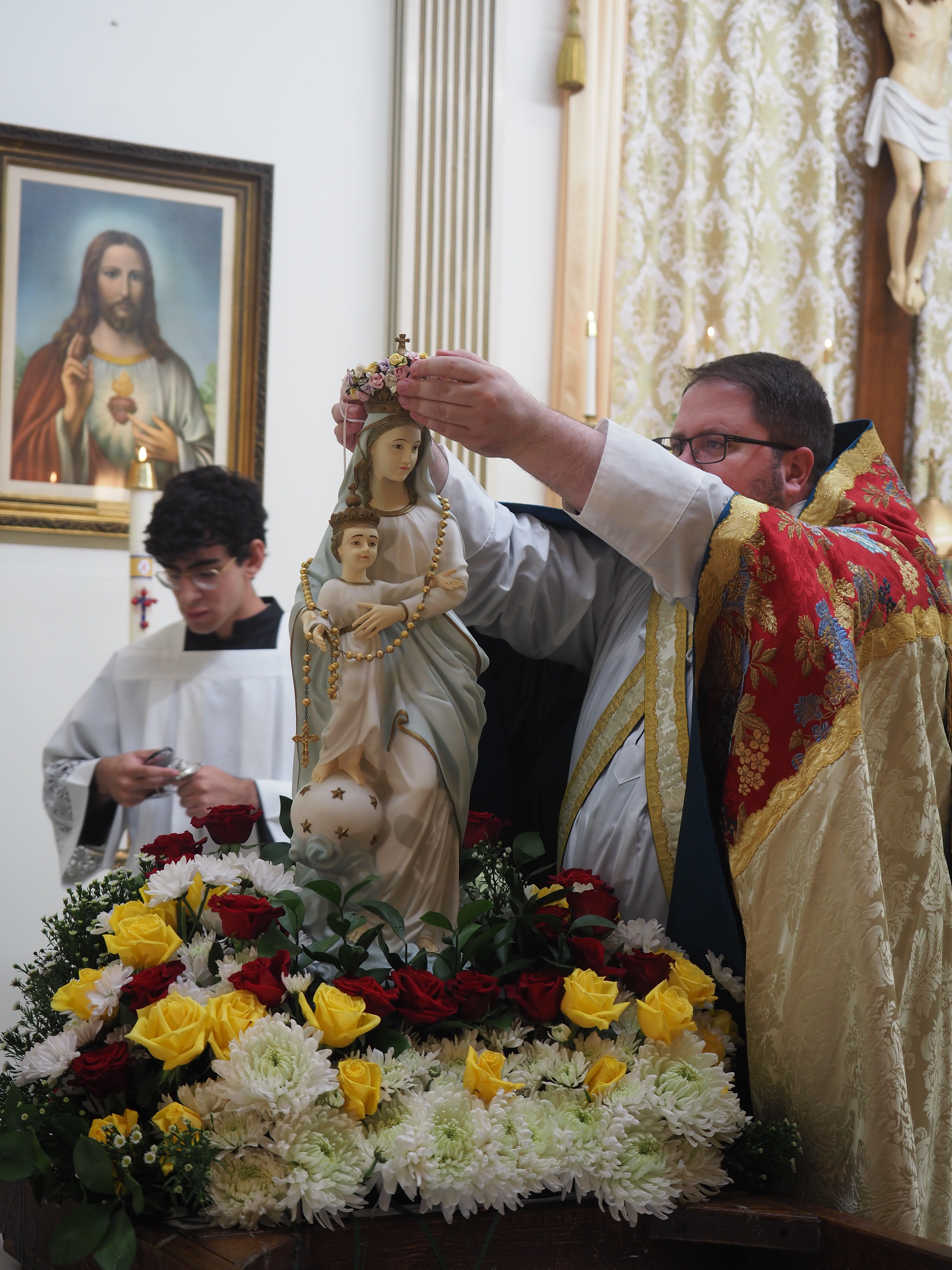 May Crowning an Procession 6