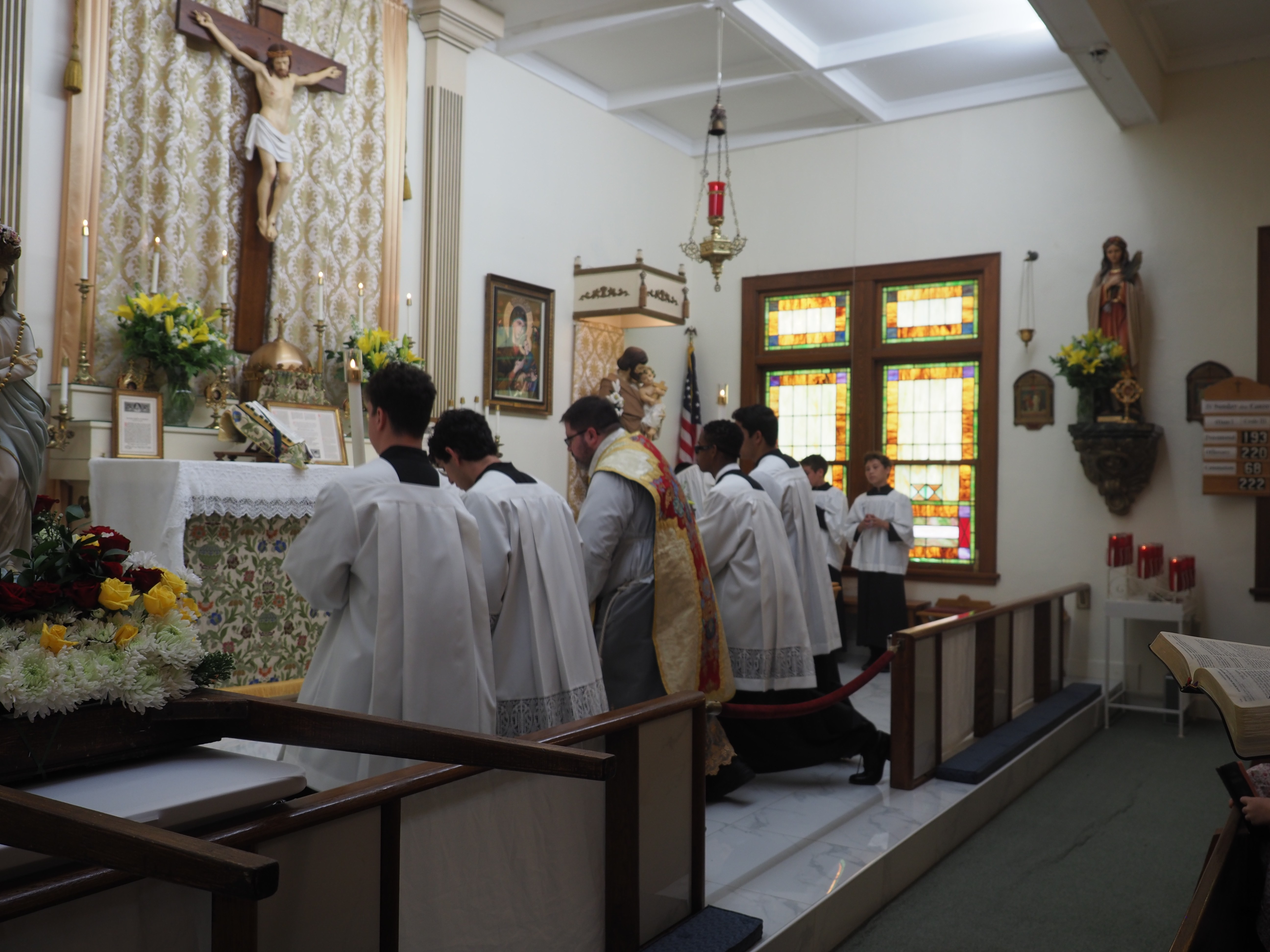May Crowning an Procession 18
