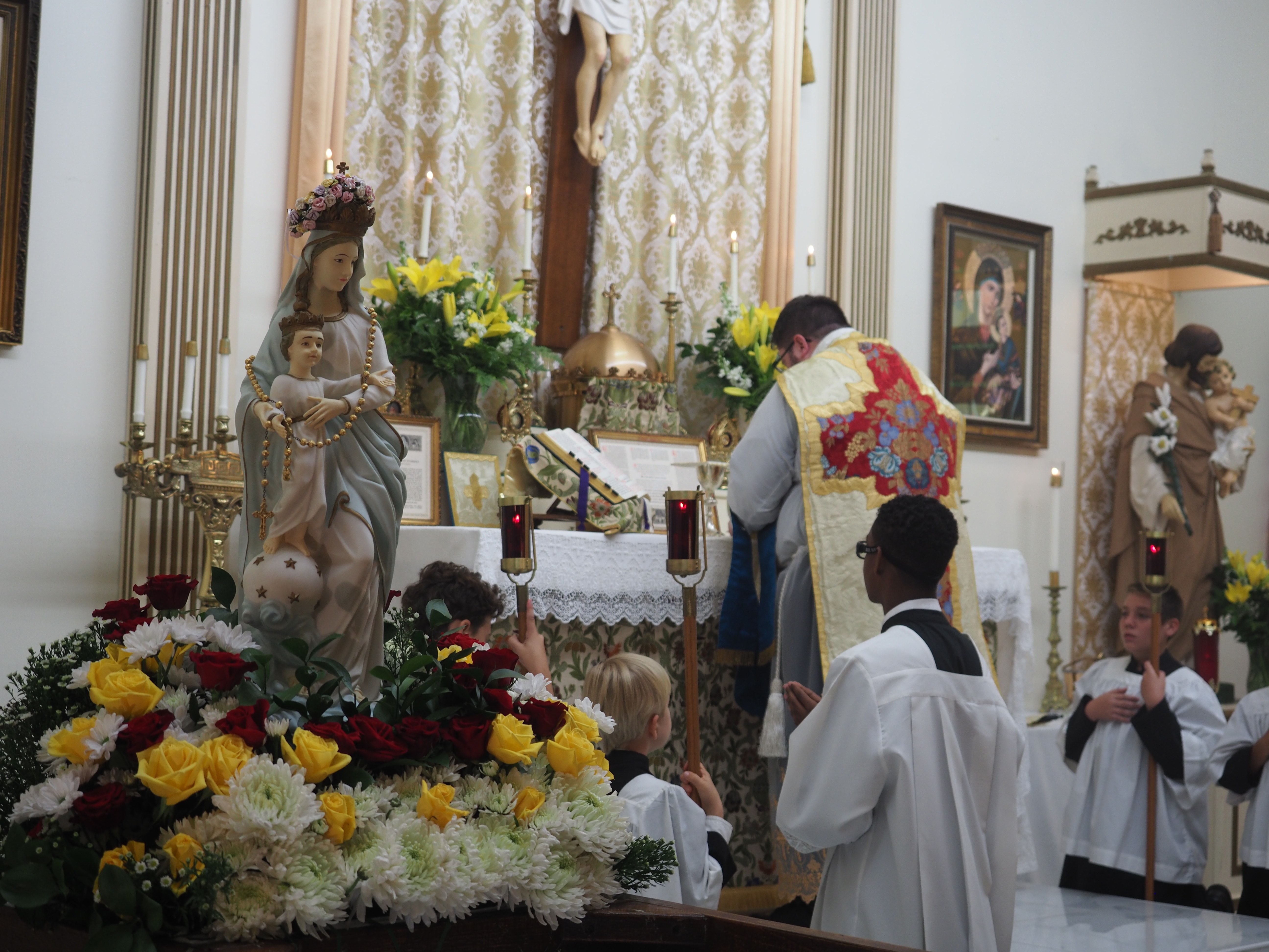 May Crowning an Procession 26