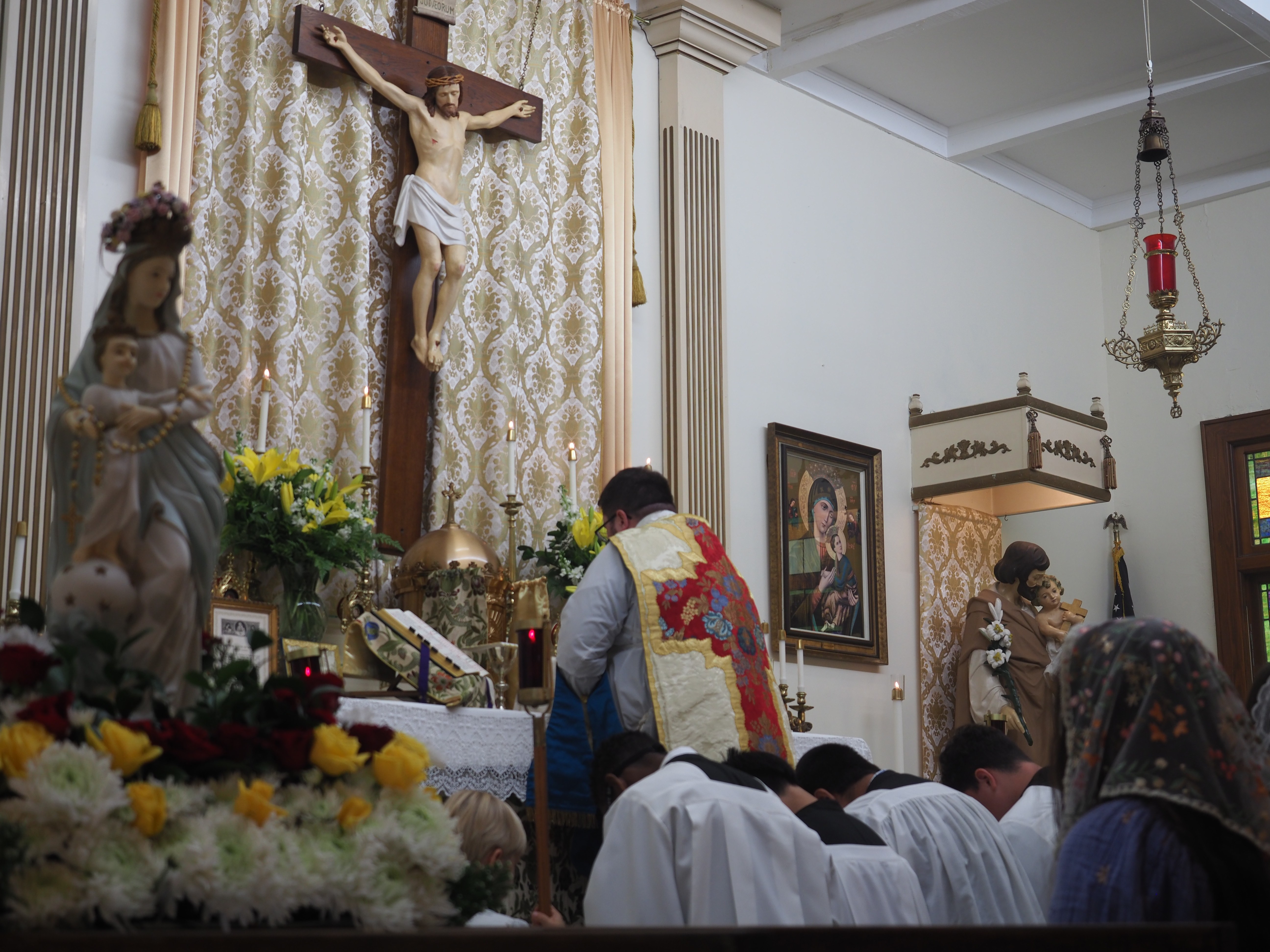 May Crowning an Procession 28