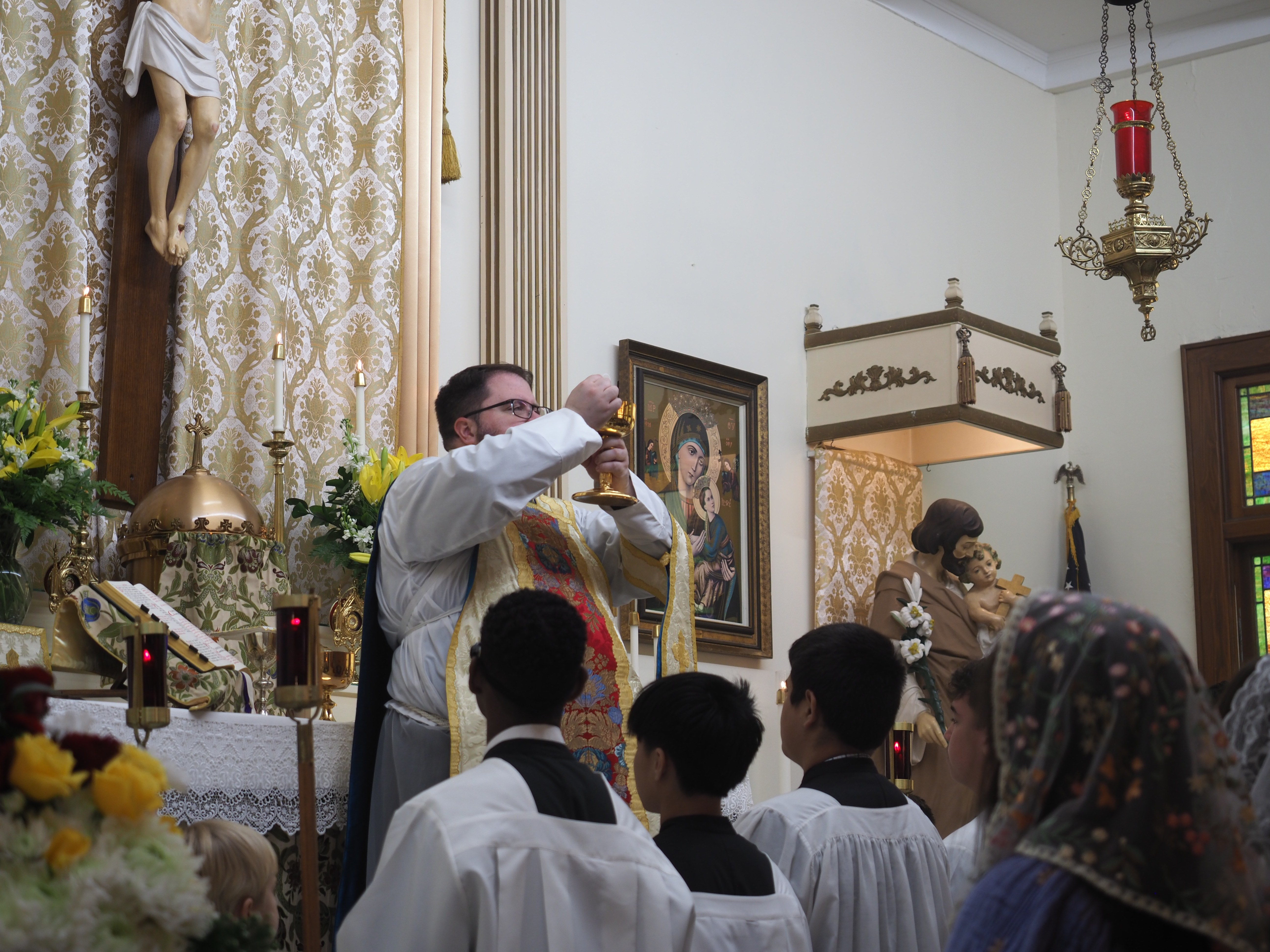 May Crowning an Procession 29