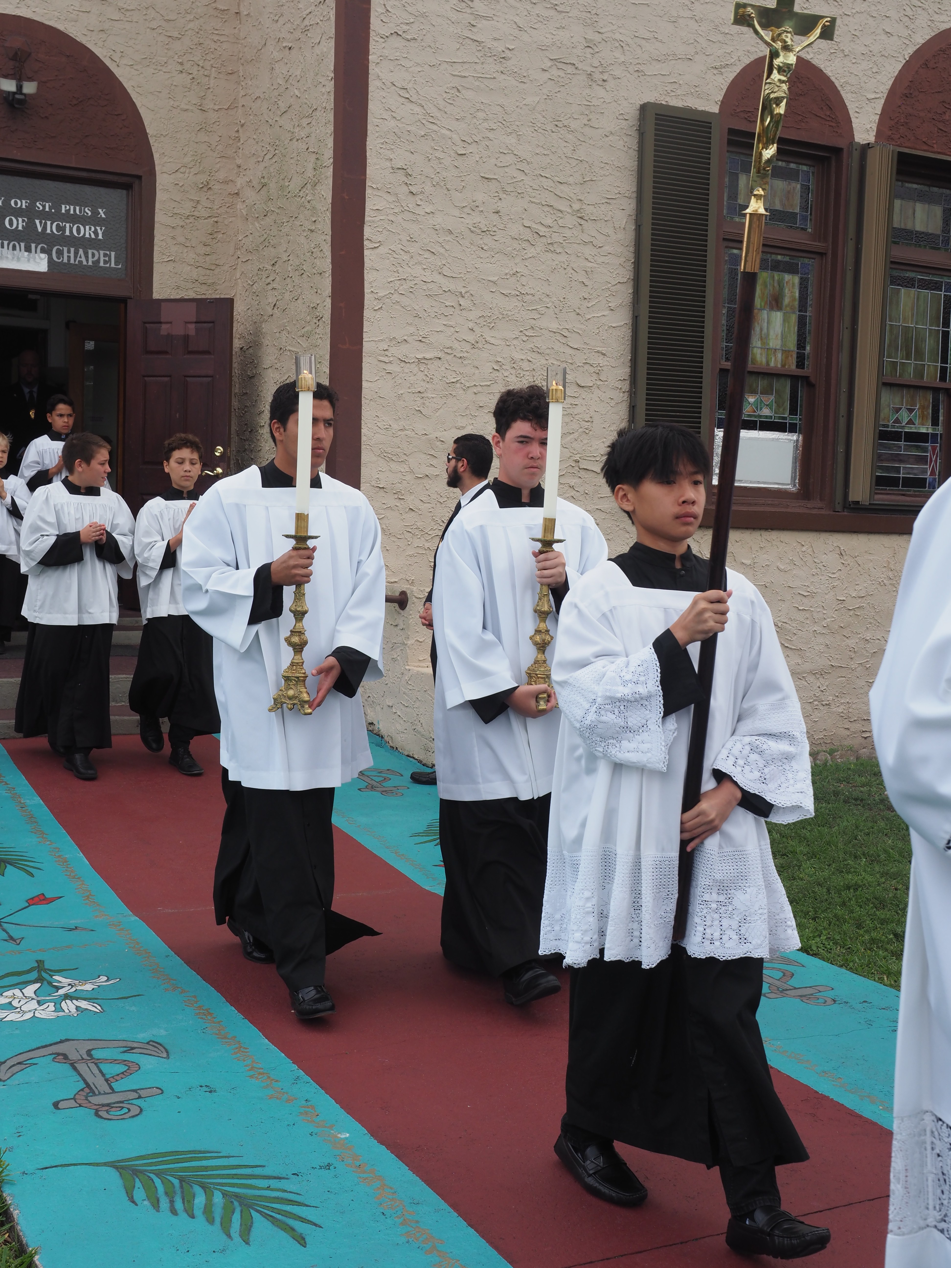 May Crowning an Procession 36