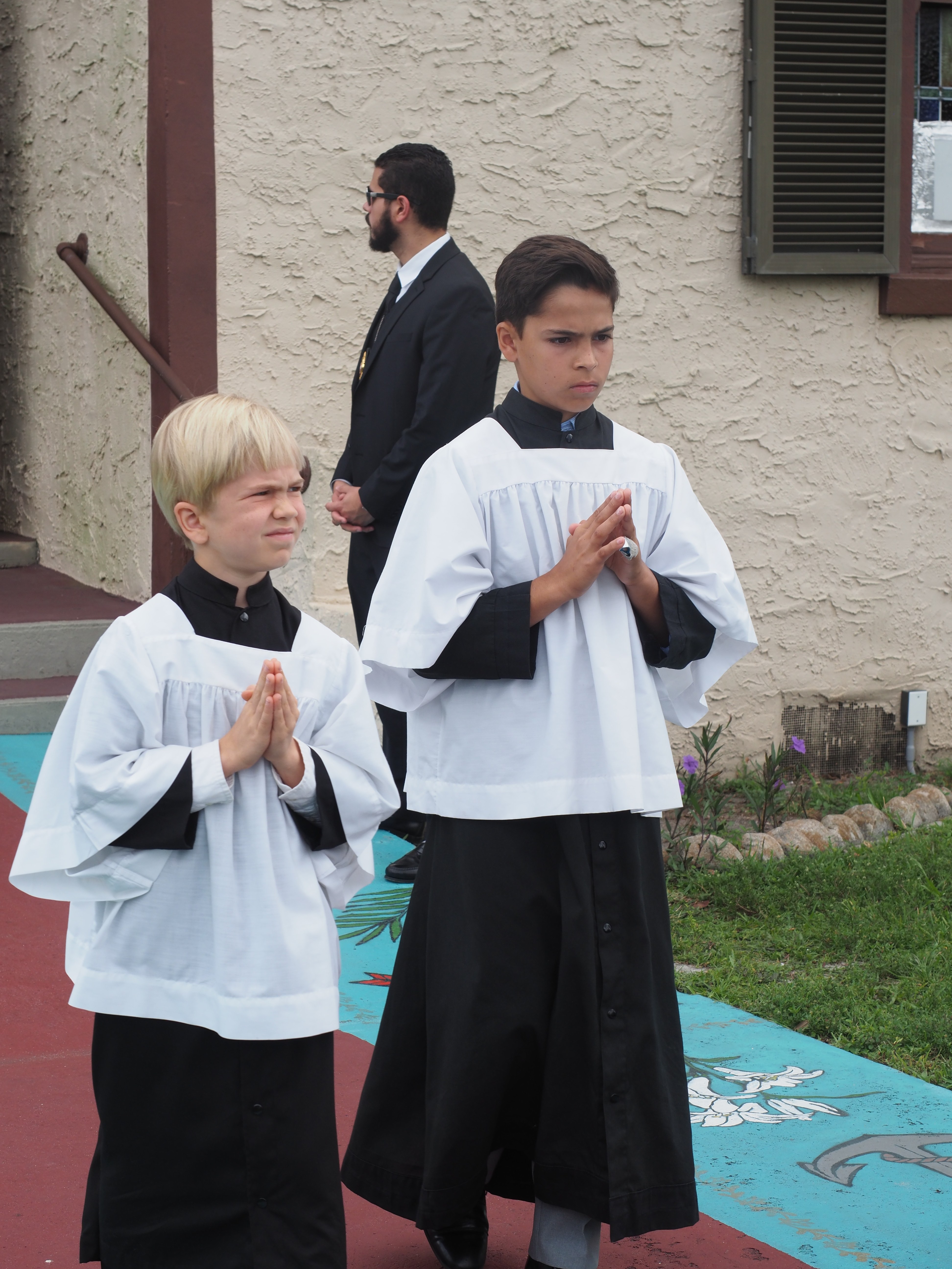 May Crowning an Procession 38