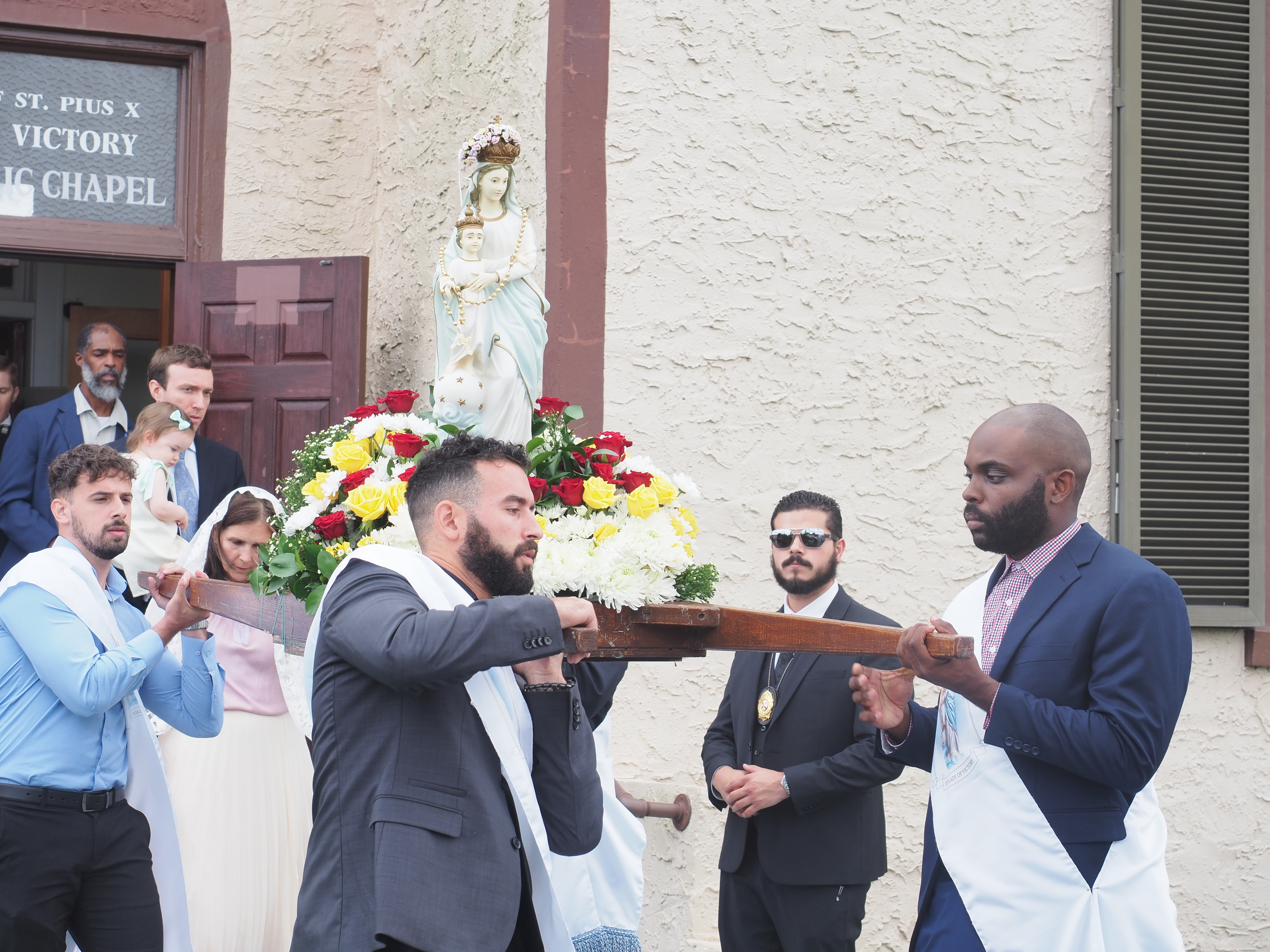 May Crowning an Procession 42