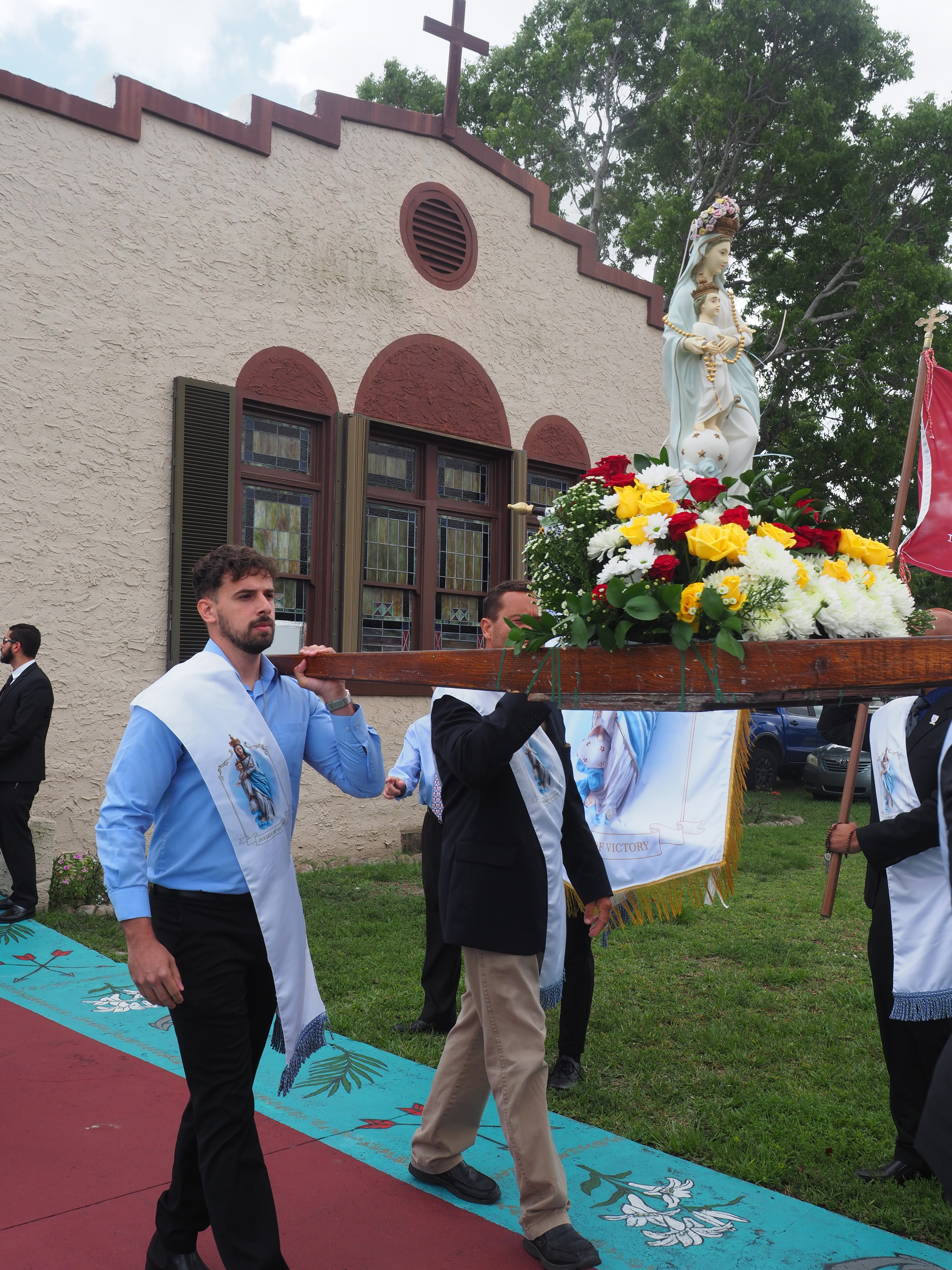 May Crowning an Procession 45