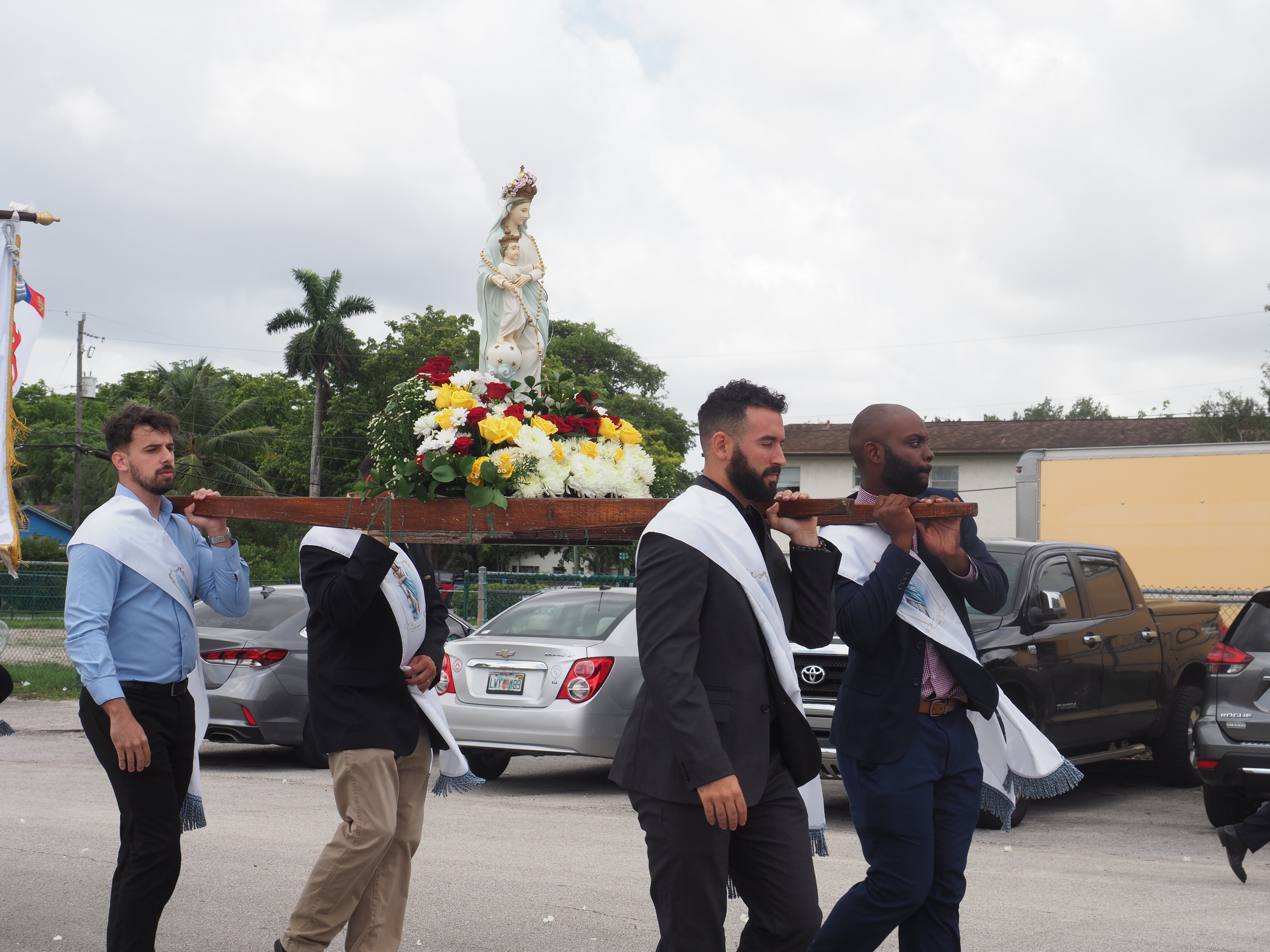 May Crowning an Procession 52