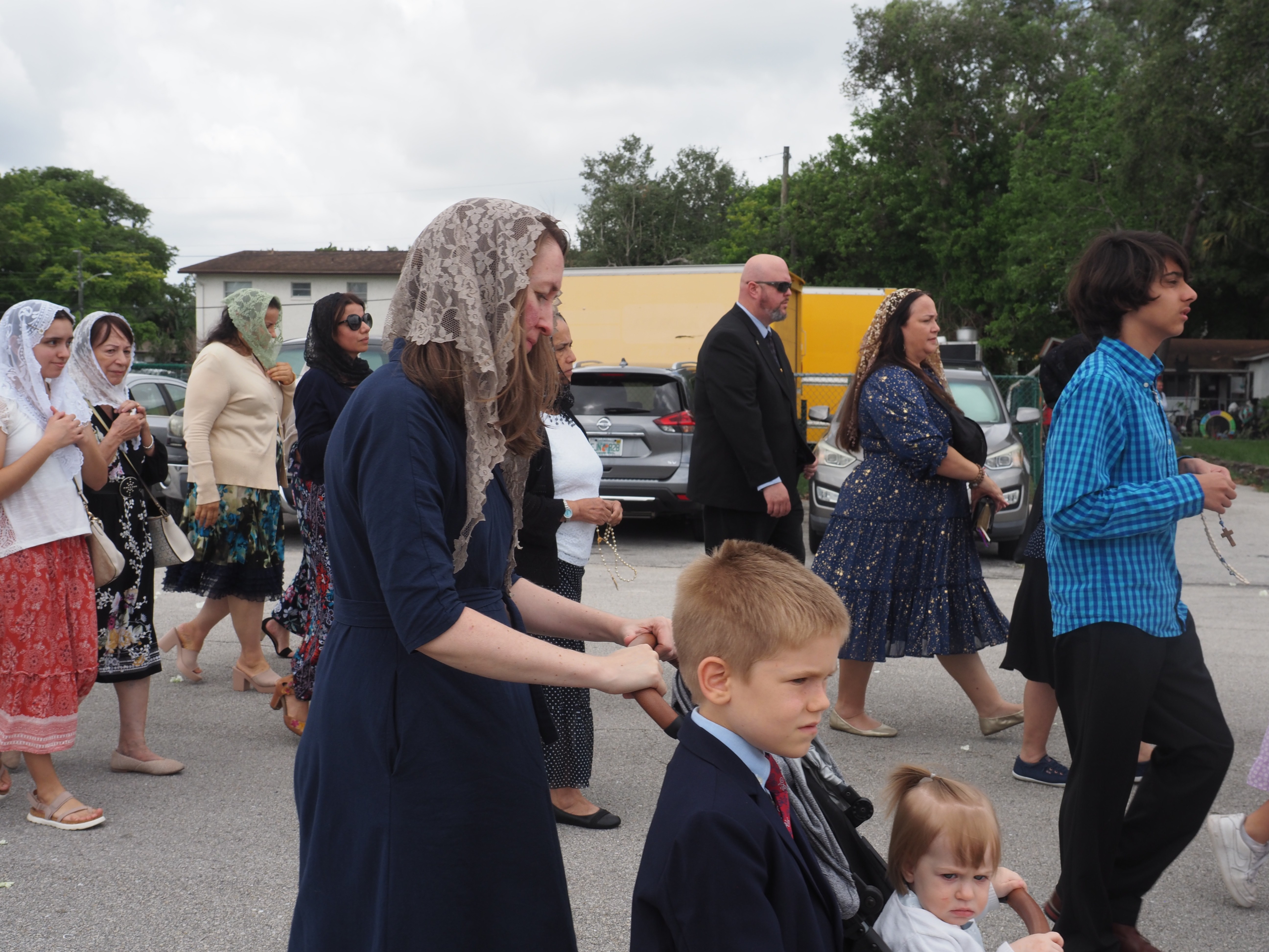 May Crowning an Procession 57