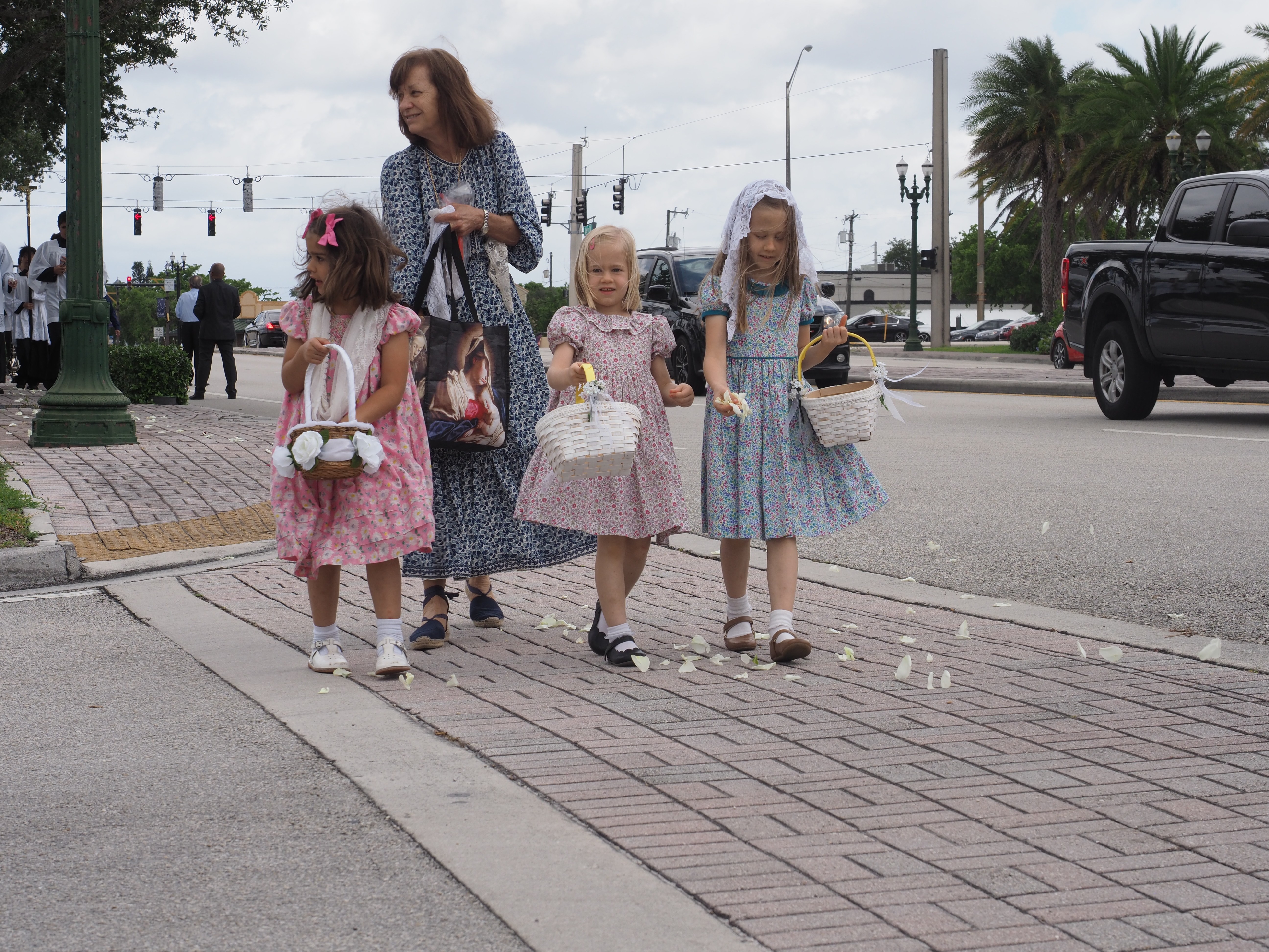 May Crowning an Procession 70