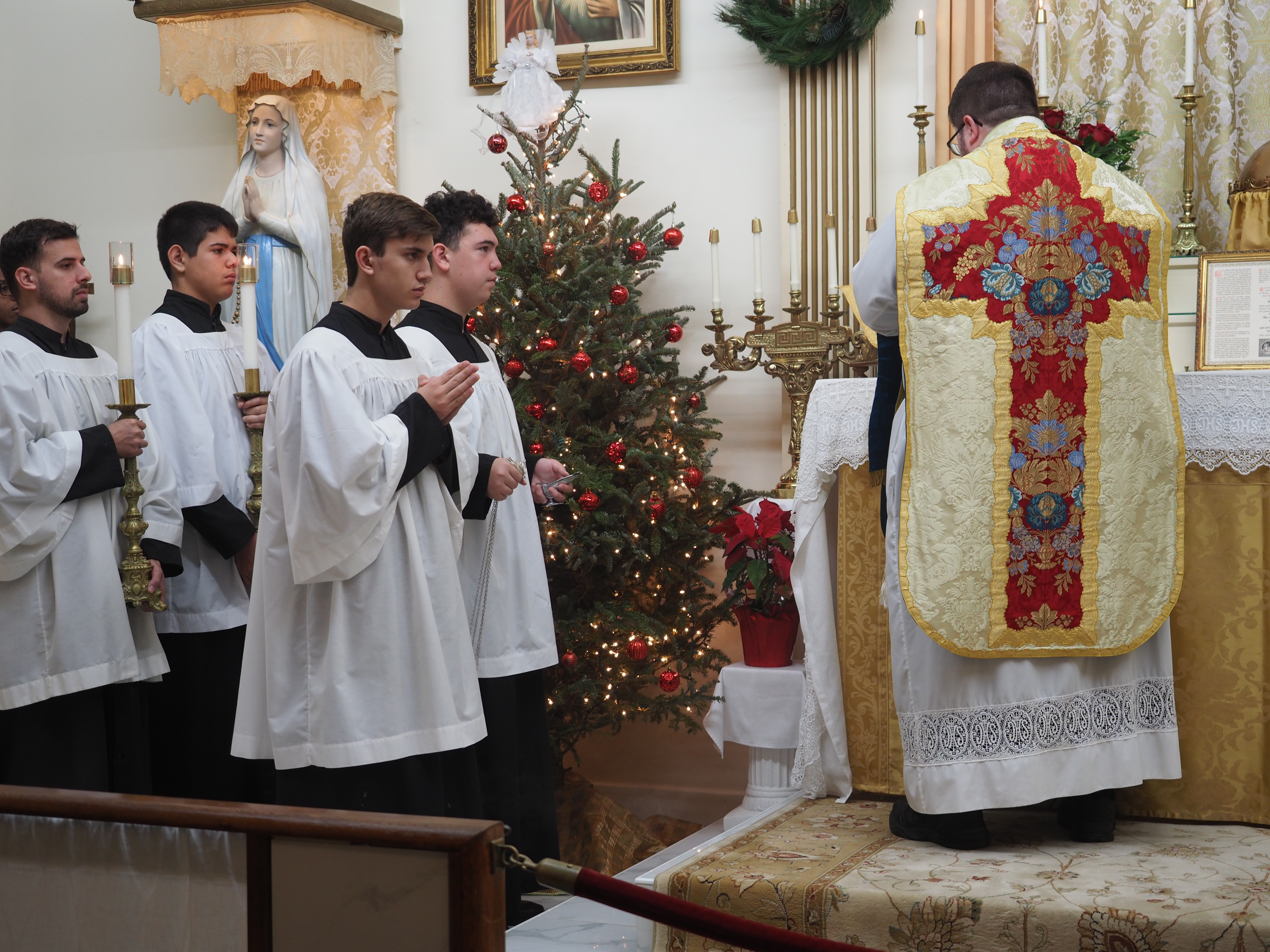 Feast of The Holy Family and Induction to Holy Name Society 3