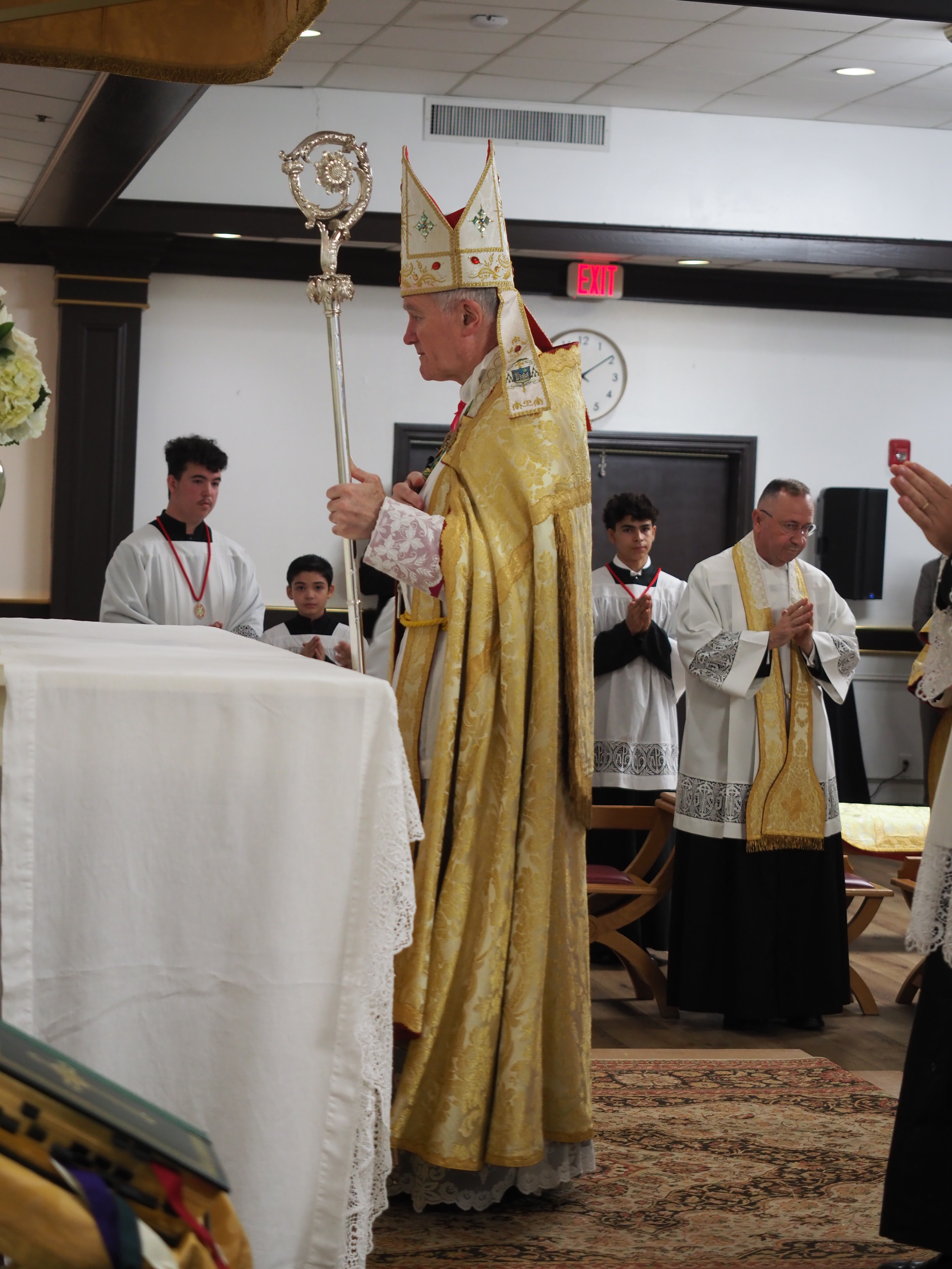 Confirmations and Solemn Pontifical Mass in the Traditional Latin Rite 3