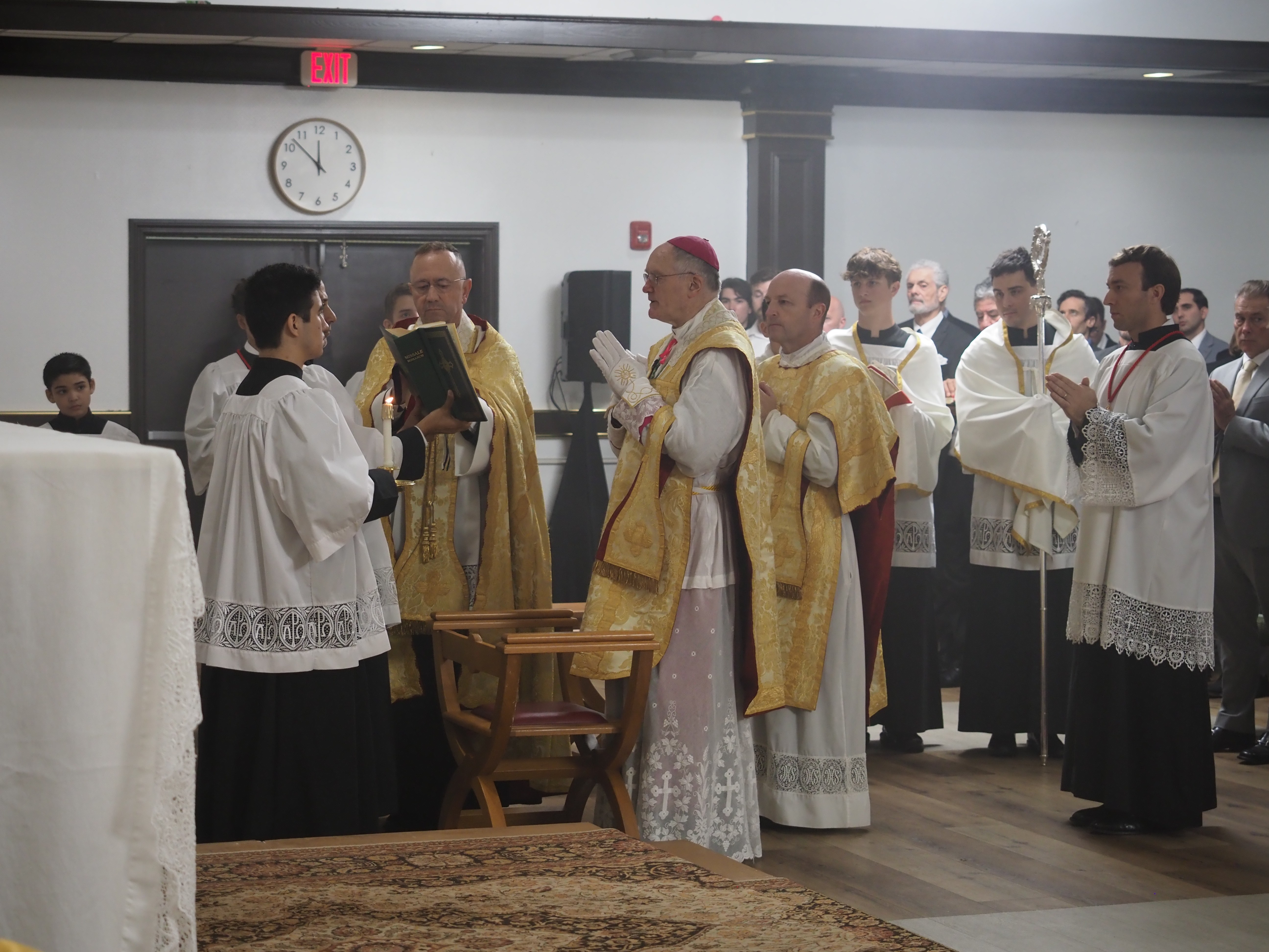 Confirmations and Solemn Pontifical Mass in the Traditional Latin Rite 103