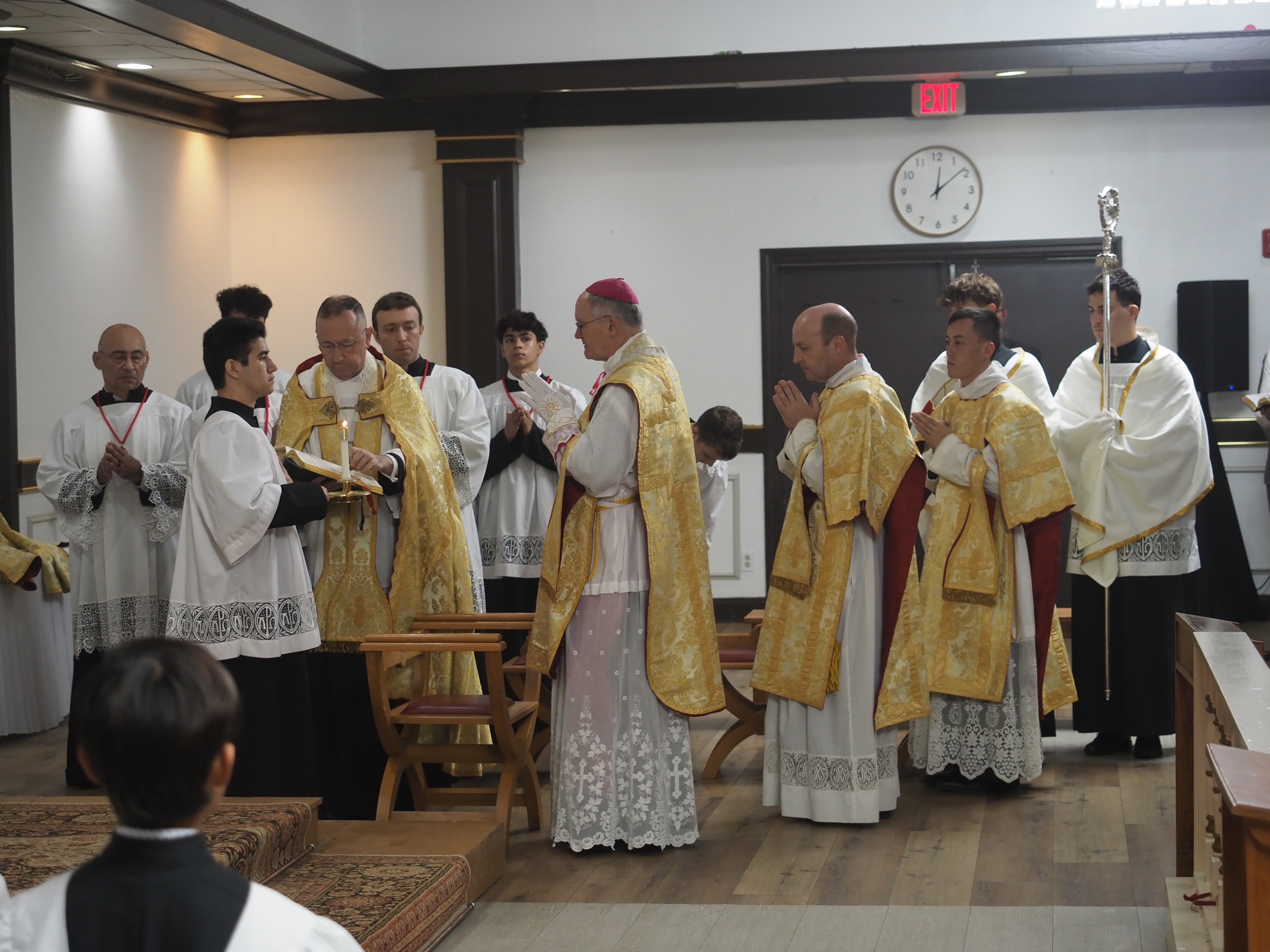 Confirmations and Solemn Pontifical Mass in the Traditional Latin Rite 113