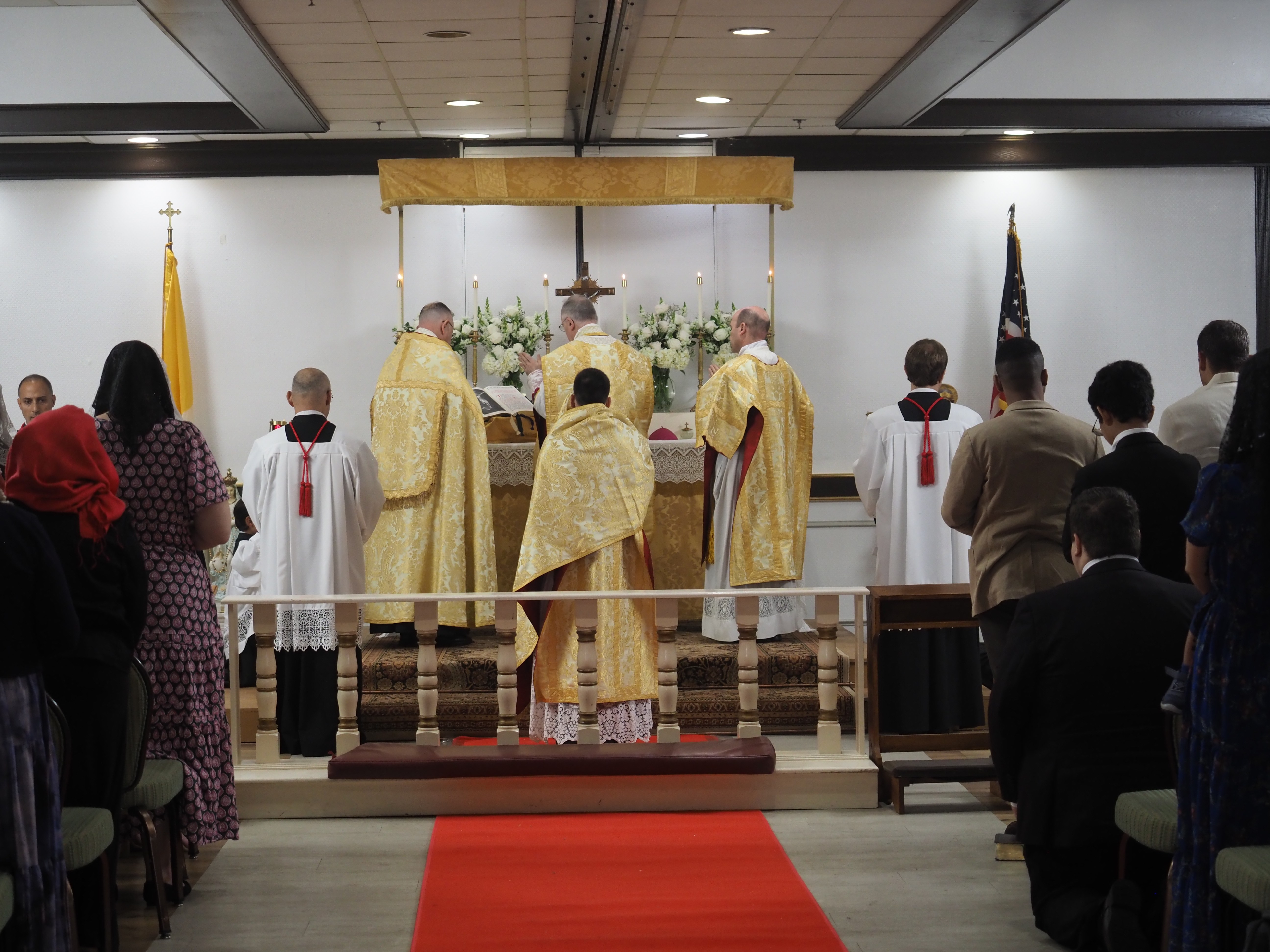 Confirmations and Solemn Pontifical Mass in the Traditional Latin Rite 117