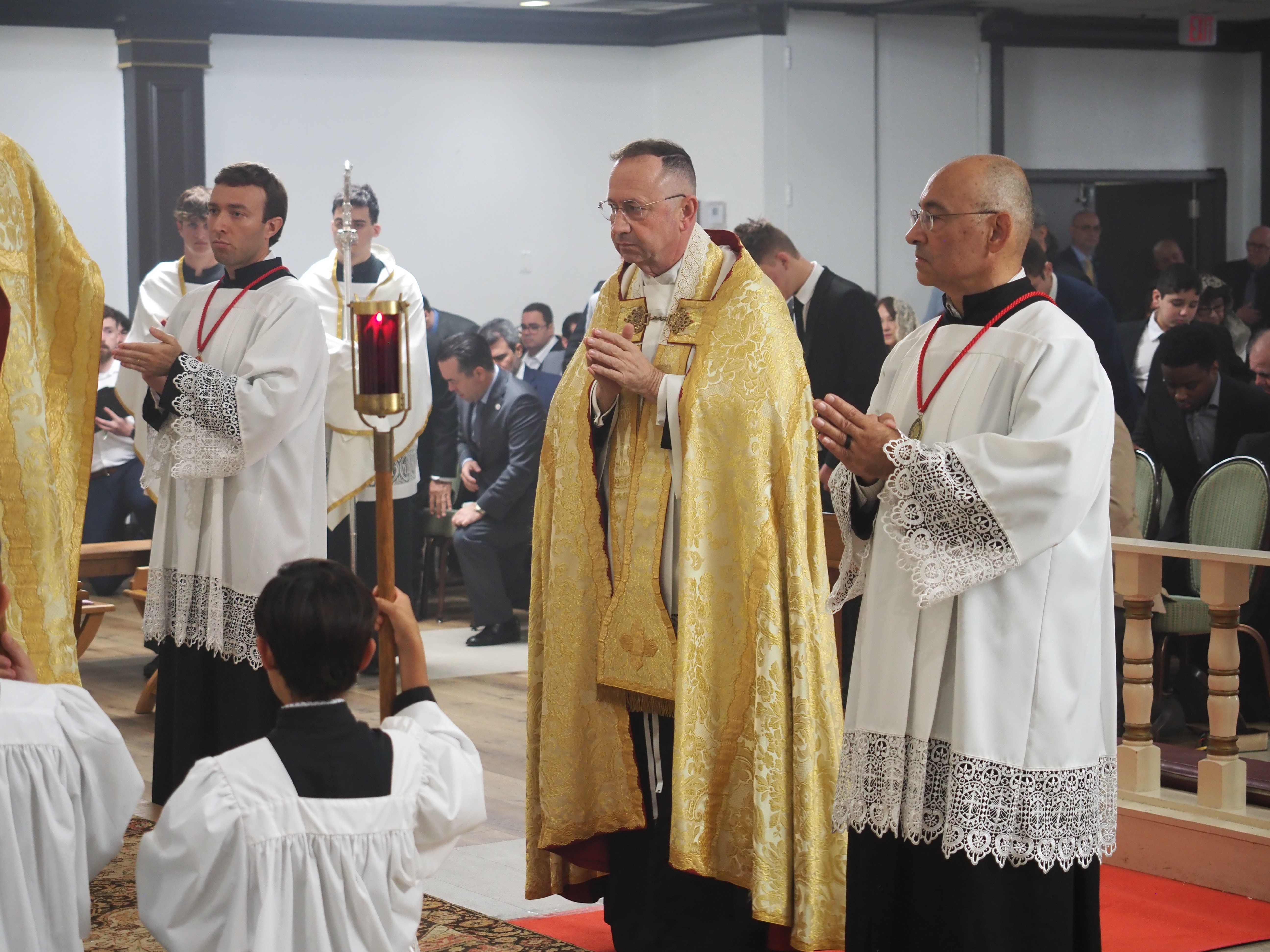 Confirmations and Solemn Pontifical Mass in the Traditional Latin Rite 122