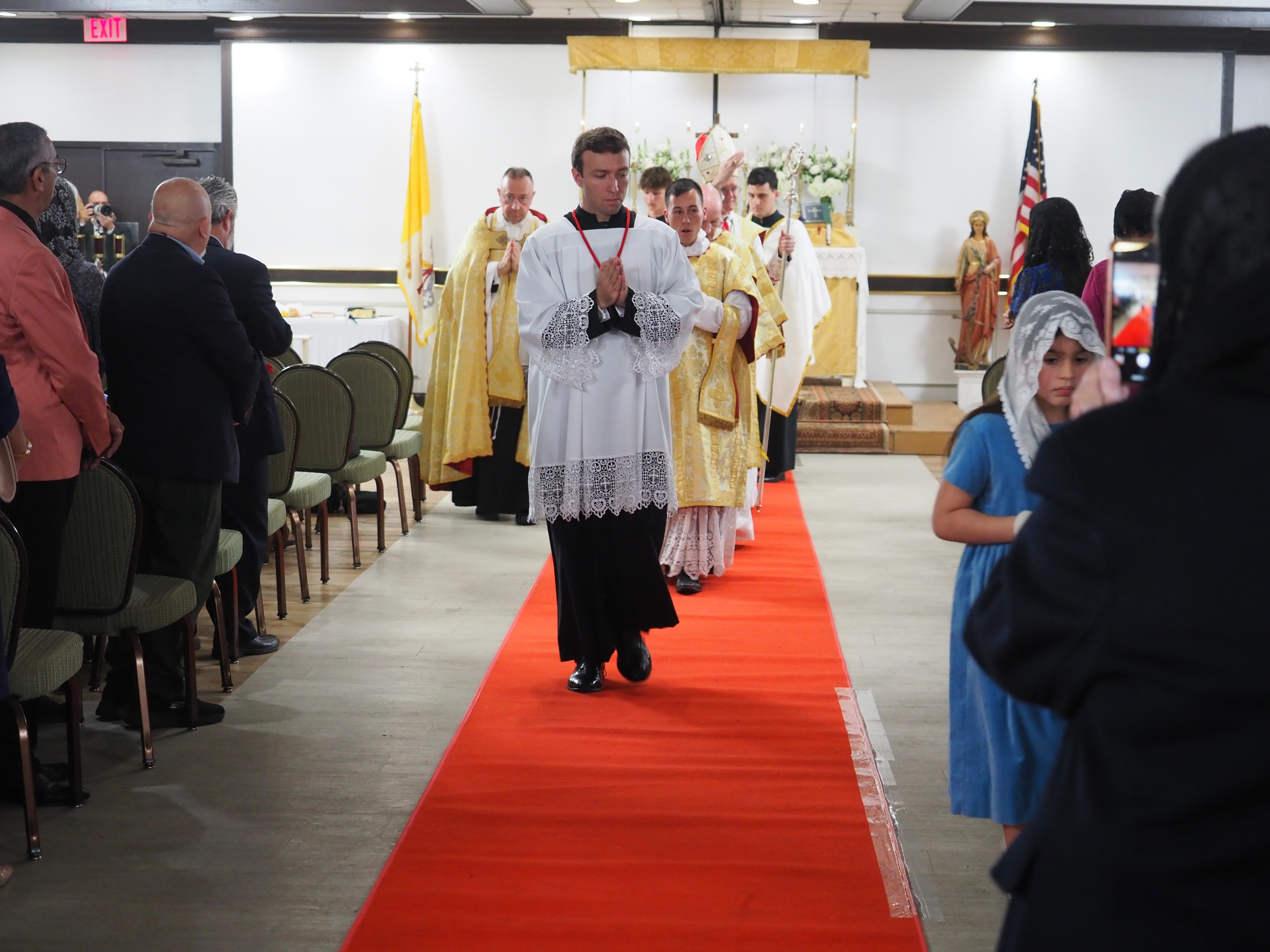 Confirmations and Solemn Pontifical Mass in the Traditional Latin Rite 128