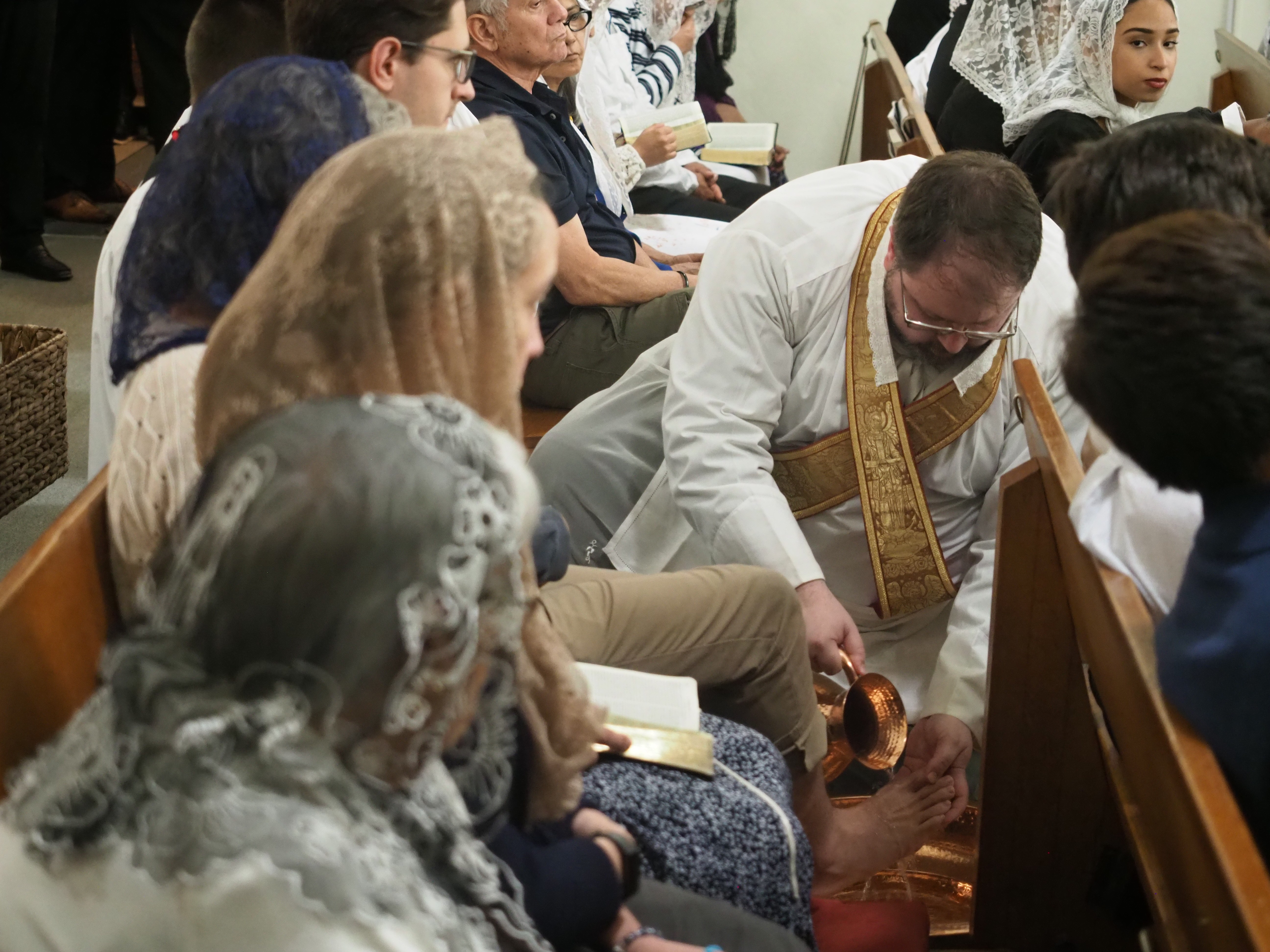 Maundy Thursday and Washing of the Feet 14