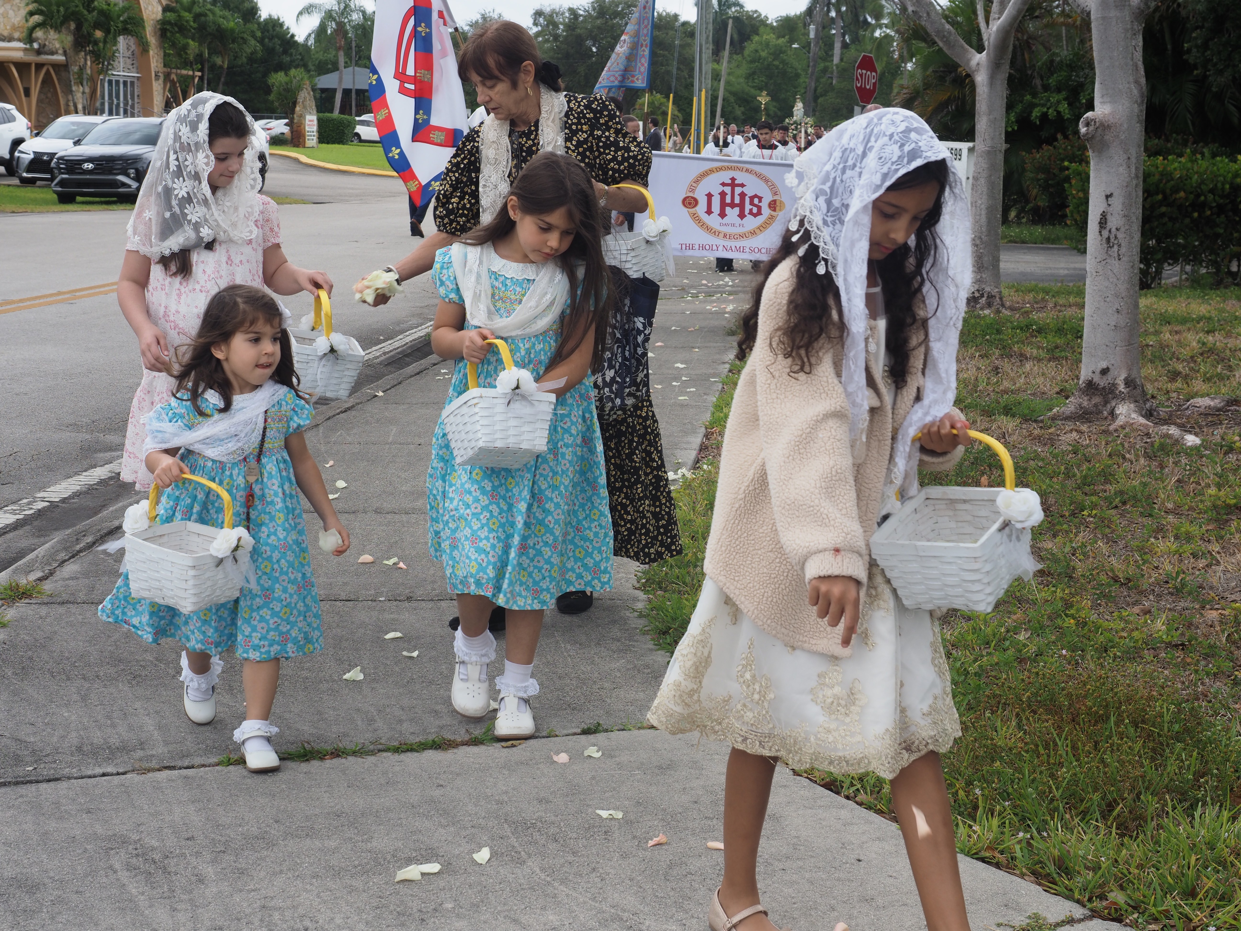 May Crowning with Procession and First Communion 40
