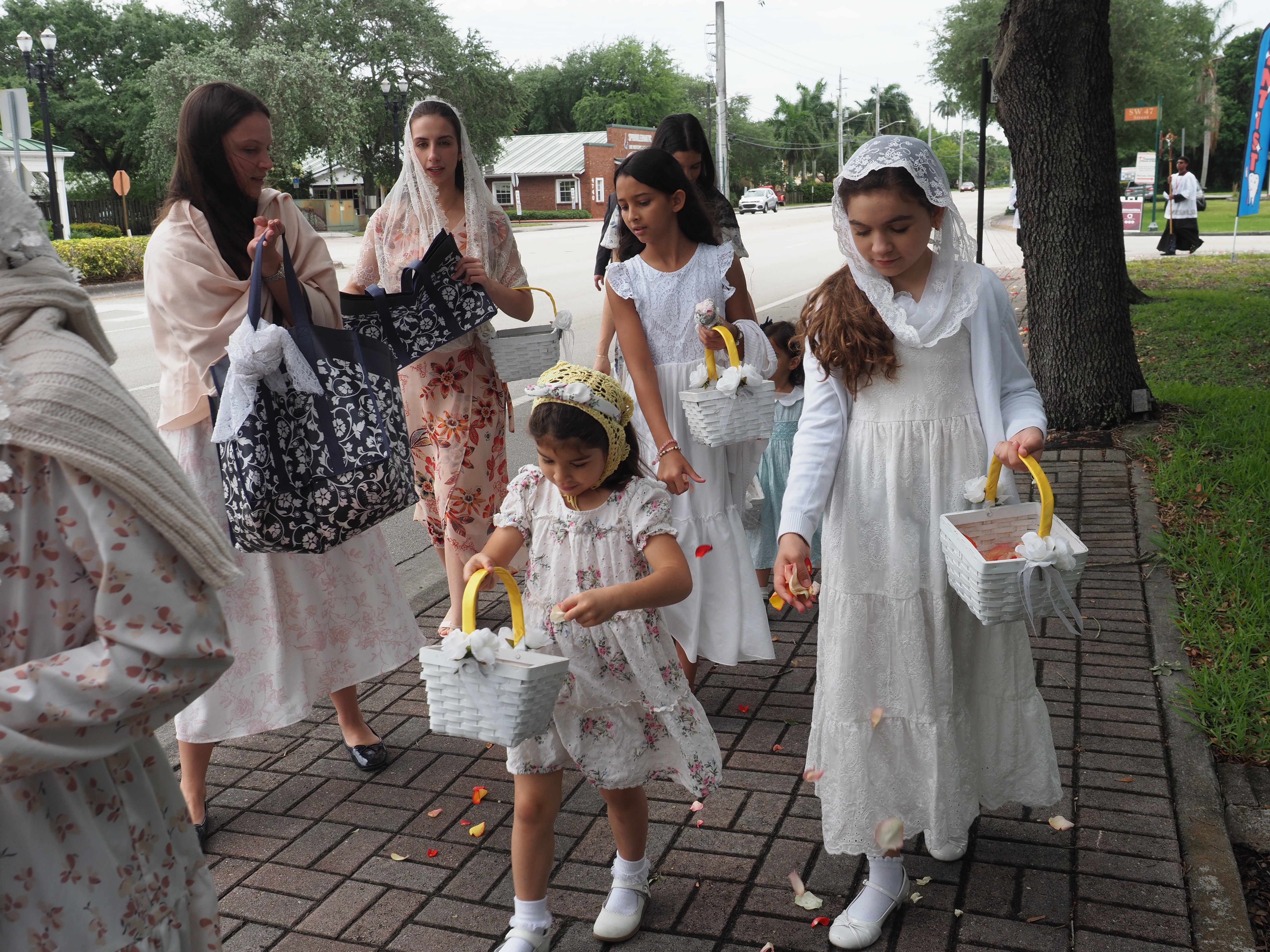 May Crowning of the Blessed Virgin Mary 5