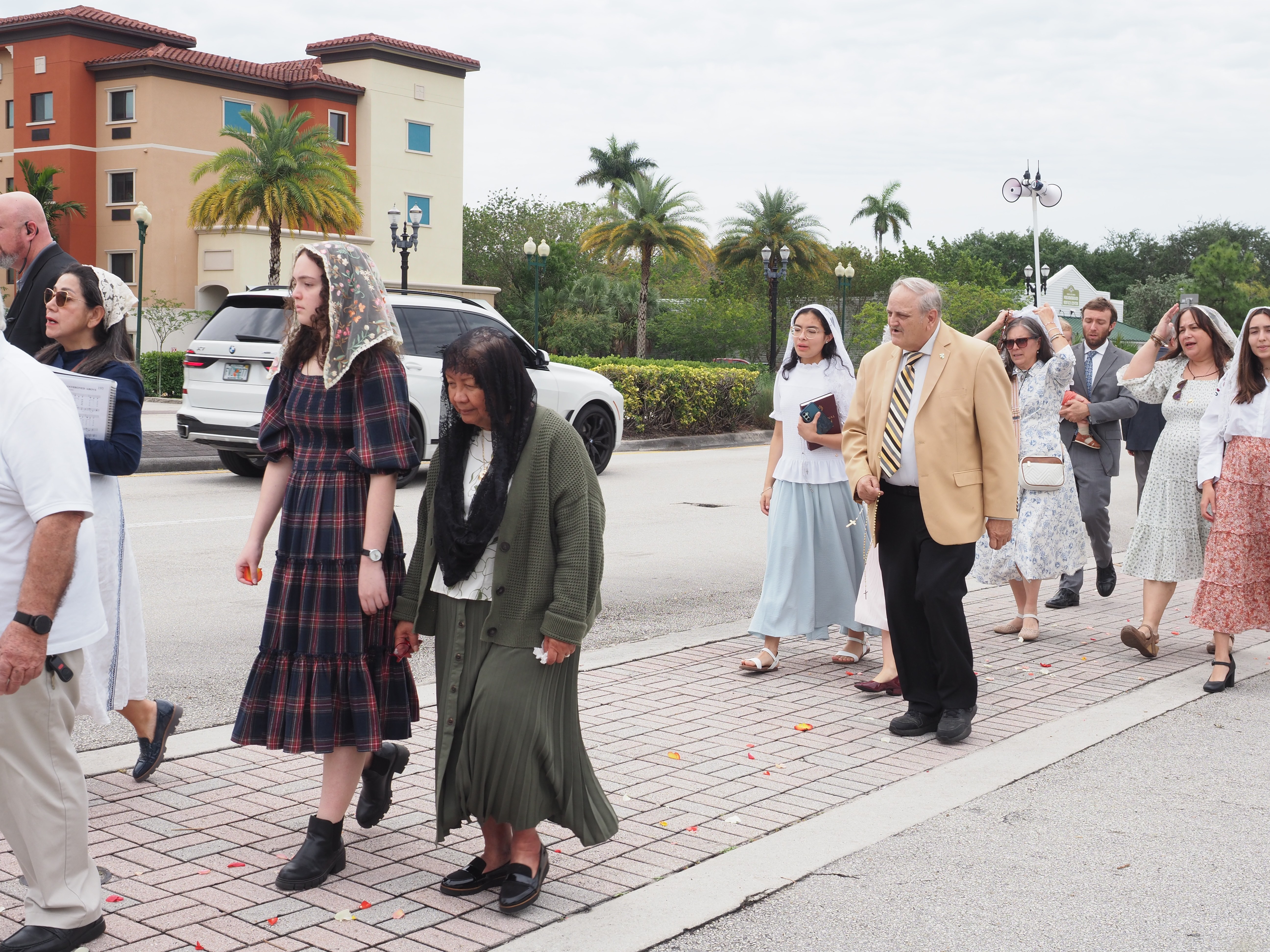 May Crowning of the Blessed Virgin Mary 13