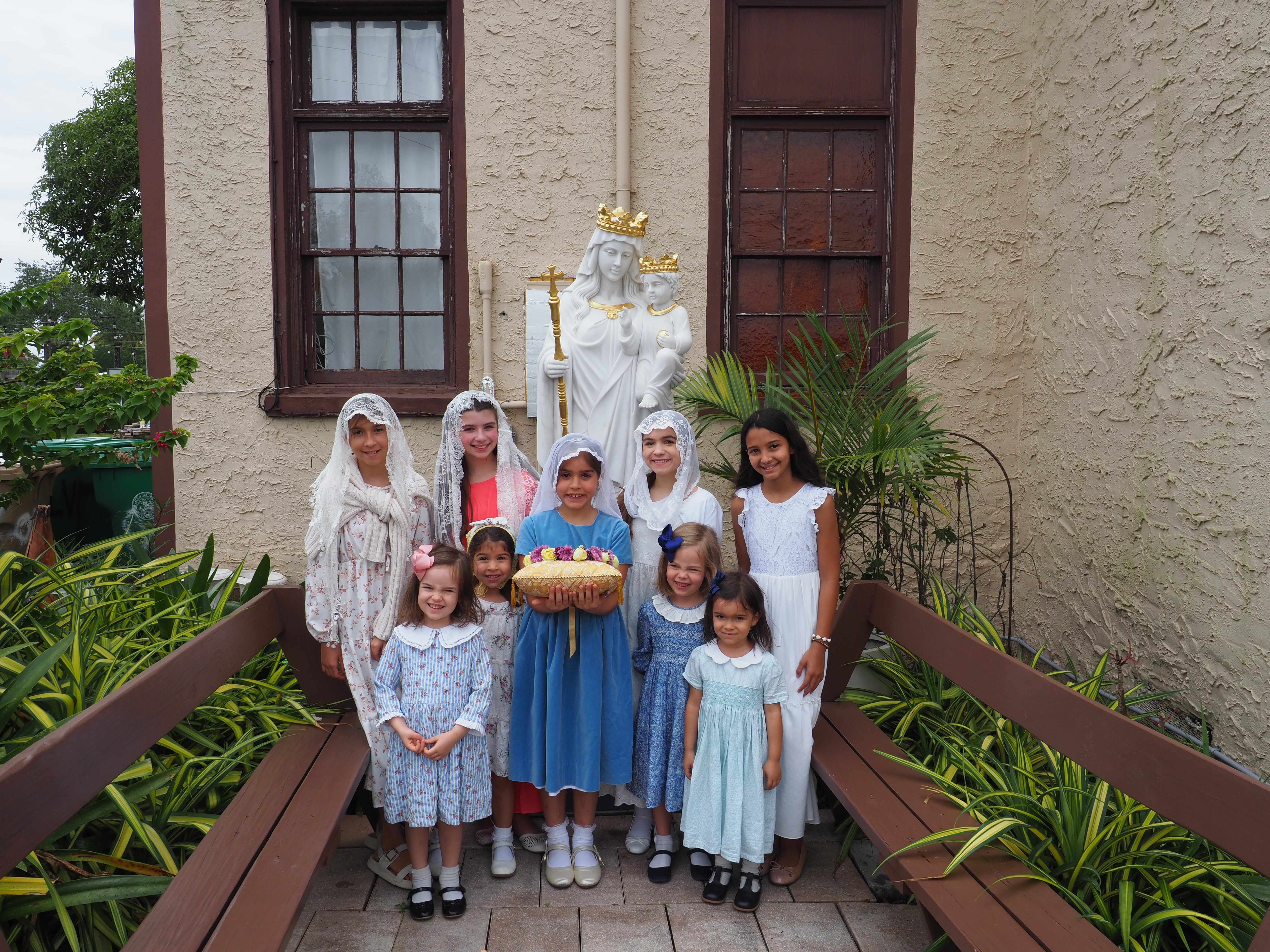 May Crowning of the Blessed Virgin Mary 20