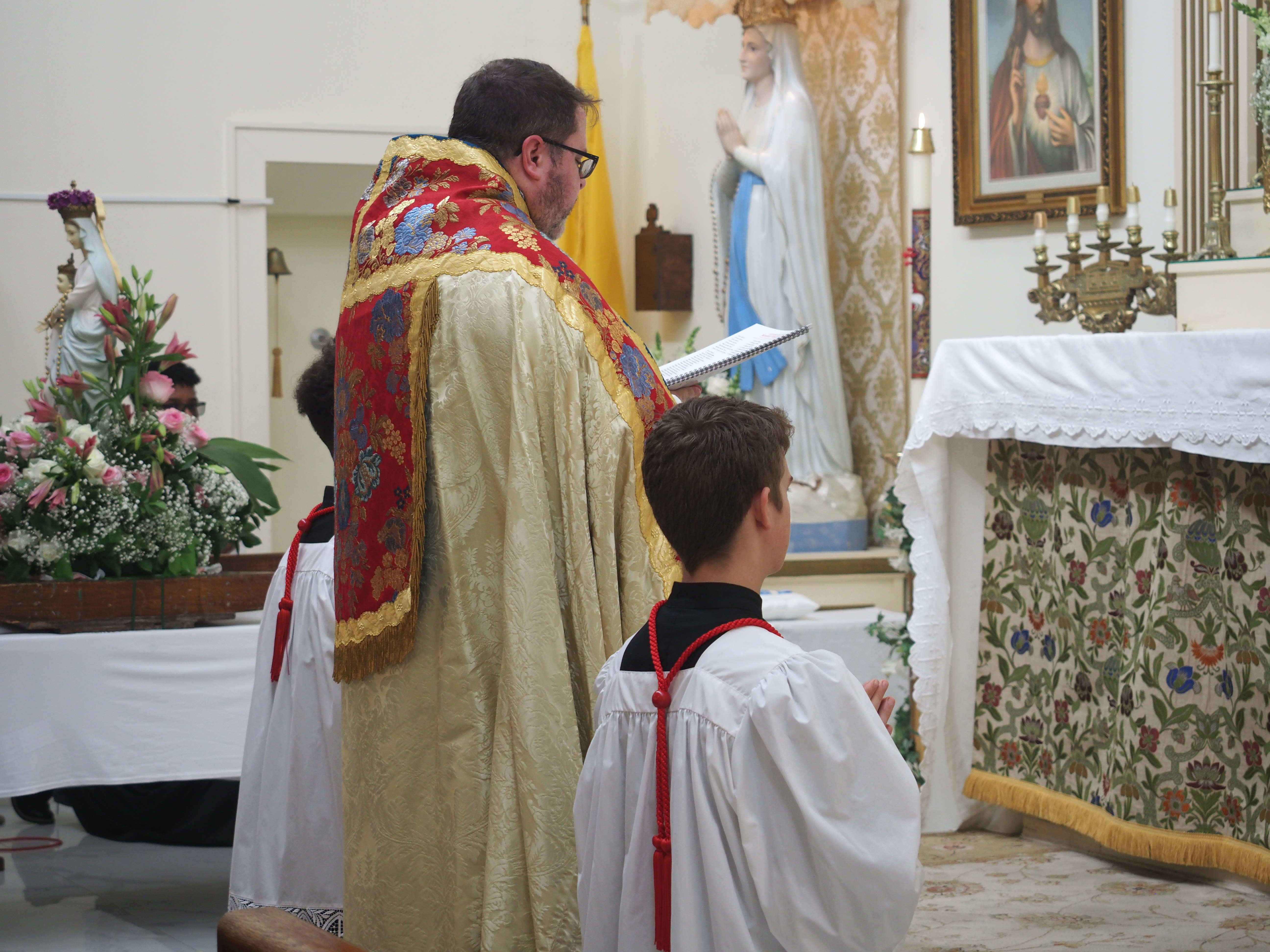 May Crowning of the Blessed Virgin Mary 38